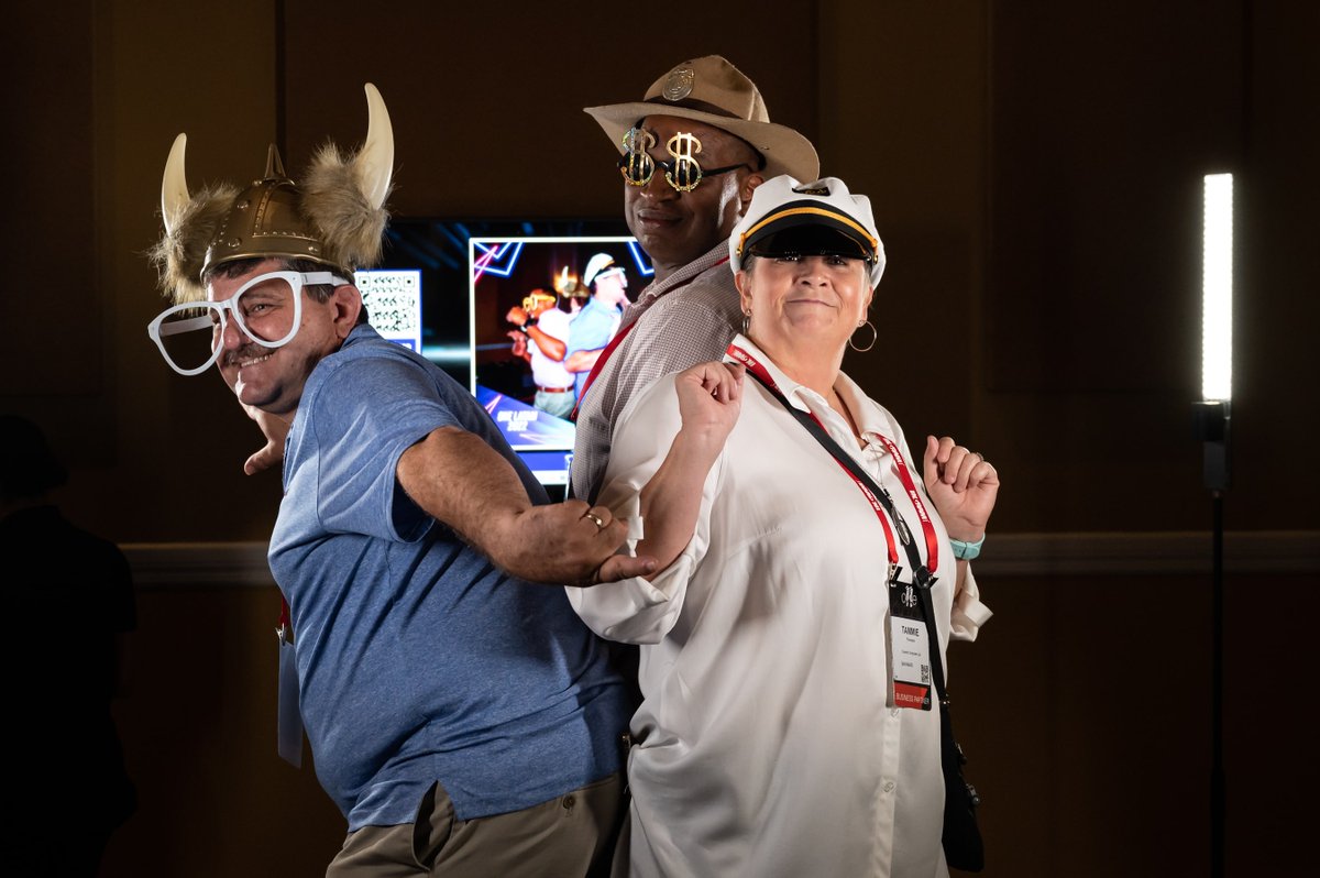 IngramMicroMi's tweet photo. Here are some moments captured with the camera at the S&amp;R party in #ONELATAM2022

Thanks to all attendees!

#IngramMicro #ONELATAM2022 https://t.co/taMBUU1DKI