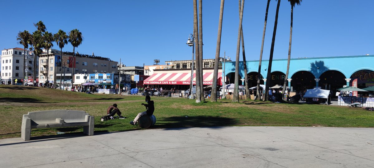 FD75017's tweet image. Venice - los Angeles