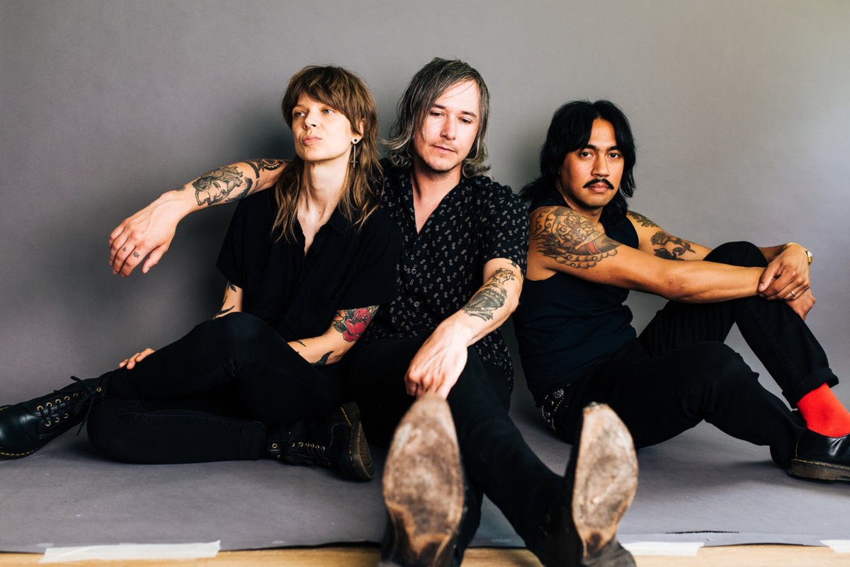 cincygroove's tweet photo. Mightmare (Sarah Shook) Releases New Single, Video “Enemy” – Coming To Southgate House Revival On 10/27
https://t.co/o9zZorq7R3 @SGHRevival #southgatehouserevival #cincygroove #mightmare https://t.co/oxzyX0wQD1
