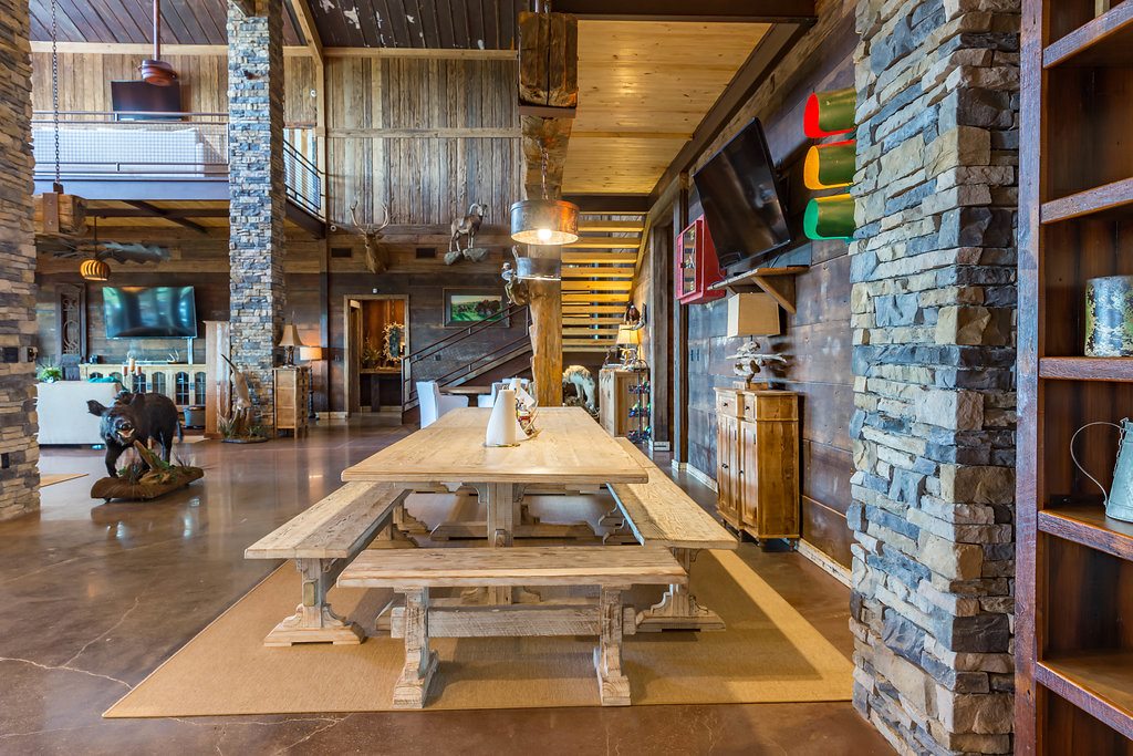 SBLest2013's tweet photo. Welcome to Cloud 9... Shack 33
#Shack33 #SoggyBottomLodge #Alabama #Hunting
#DemopolisAL #LindenAL #MobileAL #BirminghamAL
#WhatGetsYouOutdoors https://t.co/MxbnvPKdhQ