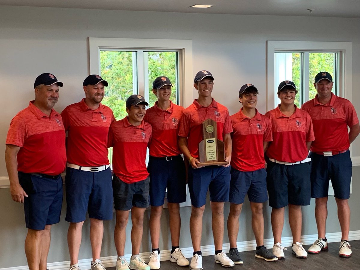 Boys golf is your Region 7 Champion, and have earned a spot in the KHSAA State Championship🏆

<a href="/KevinTobergte/">Kevin Tobergte</a> is the region 7 medalist.  Will Carter is the region 7 runner-up

Congratulations Fellas‼️

#gocru⚔️