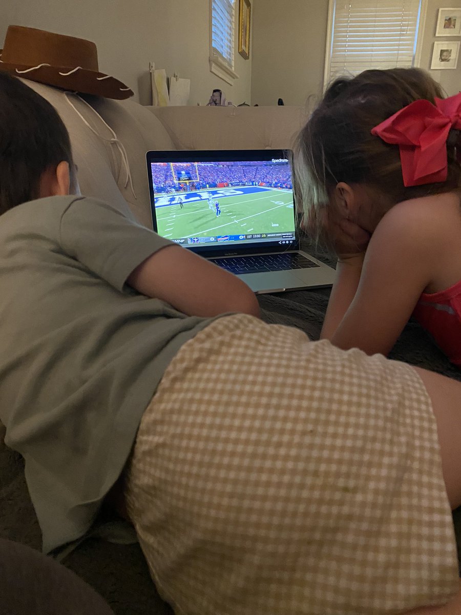 HerrEducation tweet media