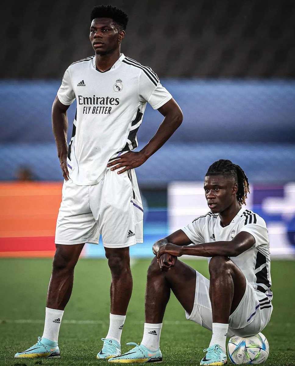 AdriRM33's tweet image. Que suerte tenemos de tenerlos en el Real Madrid. 💫