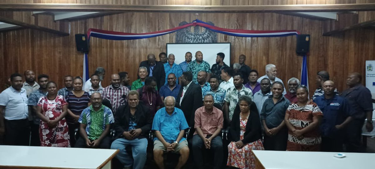 Electoral Reform Task Force with Electoral Commissioners completed consultation with Malaita Provincial Assembly yesterday in Auki,Malaita. SIEC acknowledges #SIgov🇸🇧 and donor partners 🇦🇺 <a href="/AusHCSols/">Australian High Commission, Solomon Islands</a> <a href="/dfat/">Department of Foreign Affairs and Trade 🇦🇺</a> through the <a href="/UNDP_Solomons/">UNDP Solomon Islands</a> SECSIP project for the continuous support. 🤝