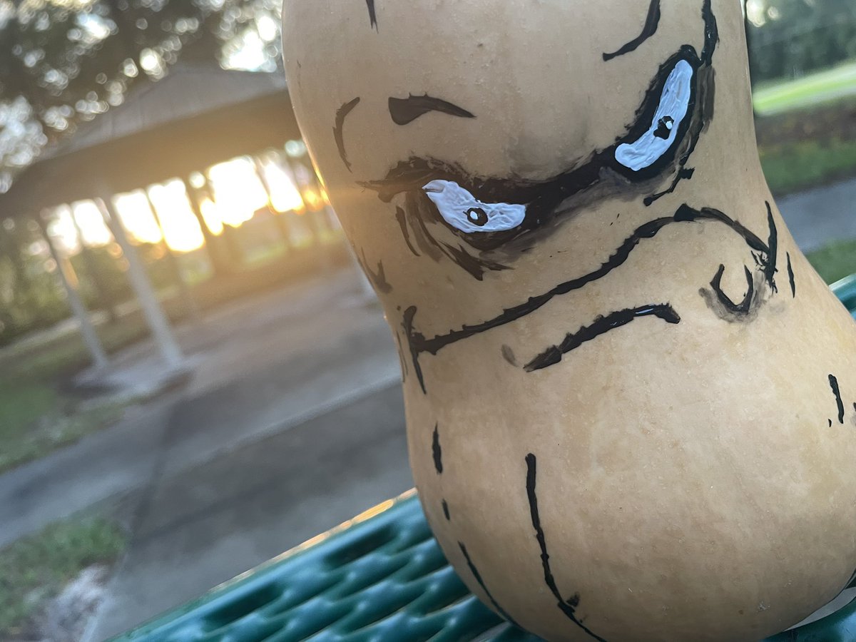 ZouchaJeffrey's tweet photo. I was walking down the produce aisle and saw a squash. Had to recreate the goat. @PlantsvsZombies #pvz #pvzfanart #plantsvszombies https://t.co/gC887Rzsph