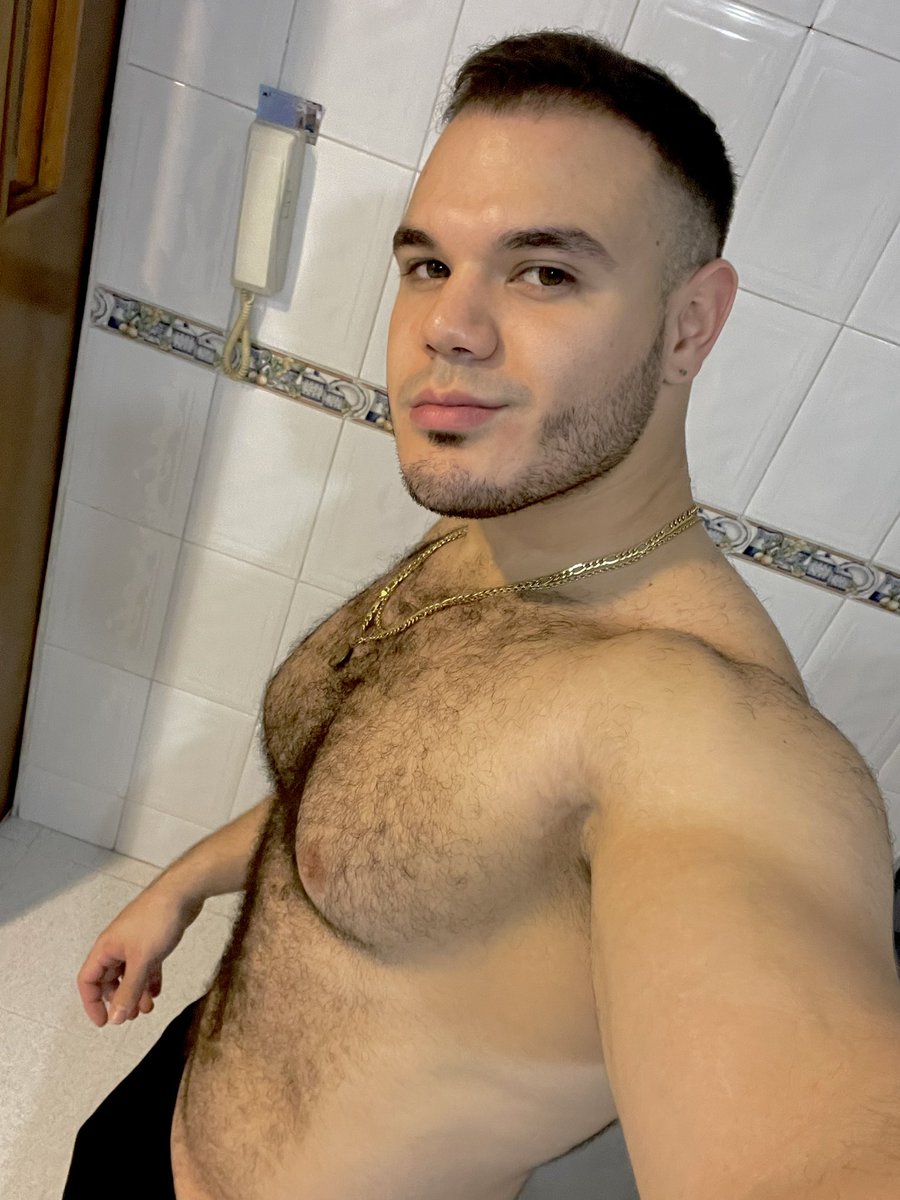 EstickRamirez's tweet photo. https://t.co/LPjXSqUYBD Buenas noches ❤️ https://t.co/NXvgfZCgm7