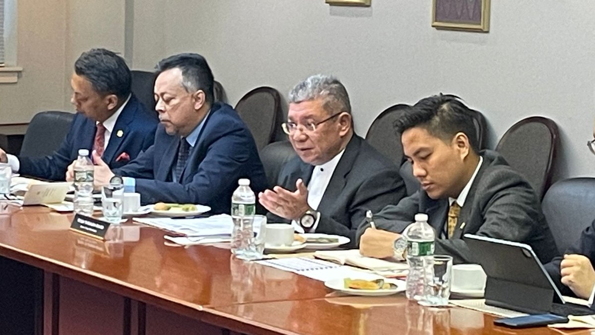 saifuddinabd's tweet photo. Hosted a meeting with the delegation comprised of representatives from the @NUGMyanmar, the National Unity Consultative Council (NUCC), Committee Representing Pyidaungsu Hluttaw (CRPH), and Myanmar’s Permanent Rep to the UN, where we discussed the latest developments in Myanmar. https://t.co/AvzadsmwVN