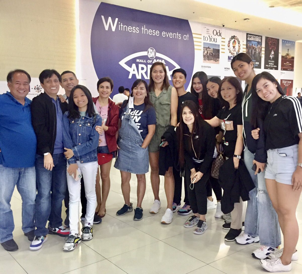 gnobmoyab's tweet photo. The Lady Falcons will Soar!!!! #Unawakanahimo #FalconsLetsGo https://t.co/aWHl05N0GH
