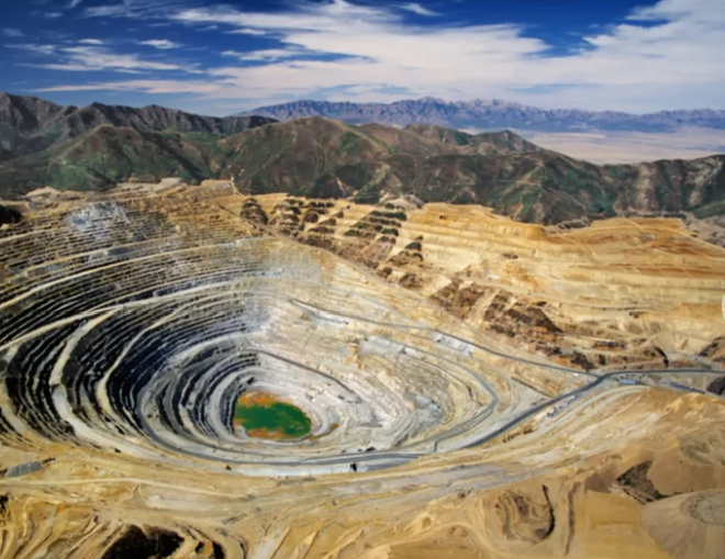 Bingham copper mine, view of the open pit