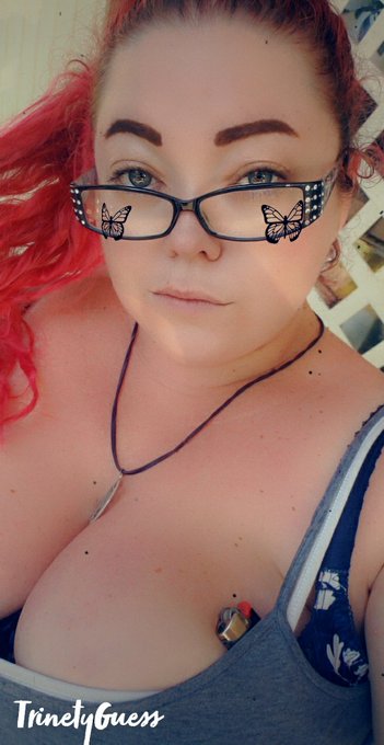 Its been a long monday.... 😘 https://t.co/8a98u4kcH8<a href="/tag/customvideo"class="tags"><span>#customvideo</span></a>