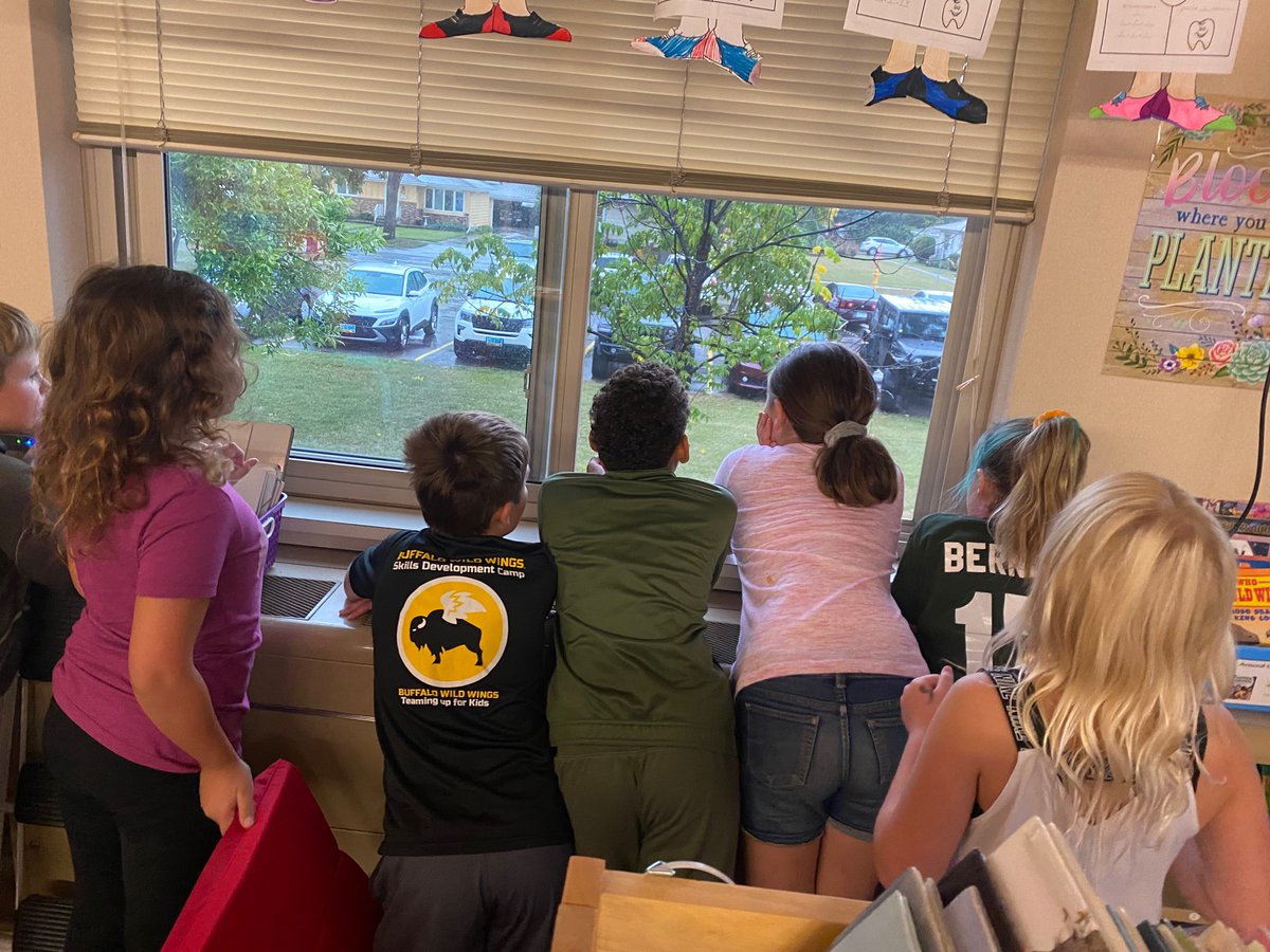 mspaintnersclass tweet media