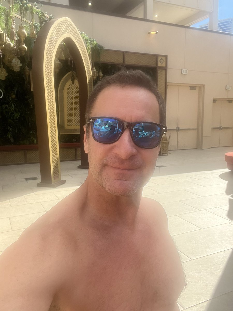Jack Lawrence XXX on Twitter: "Sahara Pool… do you feel me?"