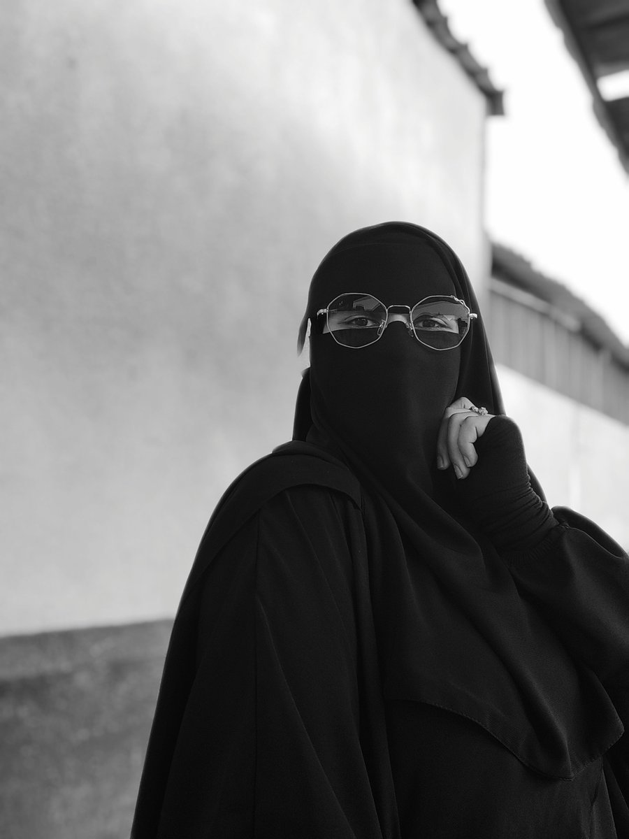 ويكفي اننا عند الله لا نهون❤️