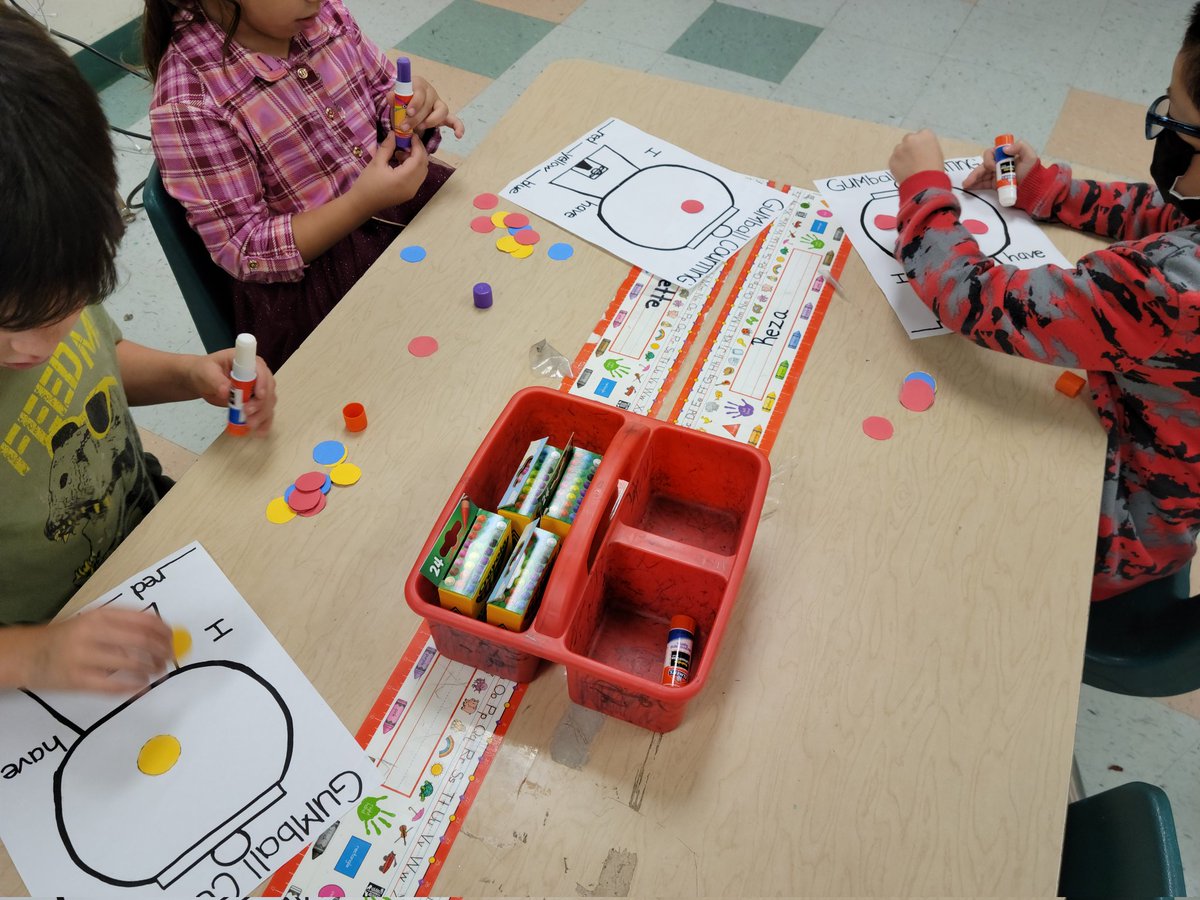 ItsMrsRucker's tweet photo. Our class ended last week with 2 awesome math activities! So proud of my students. We have been practicing number writing everyday and I see the improvements in their penmanship. Also they just loved doing these interactive activities. π #mathAllstars #Kindergarten https://t.co/fBLtkzchB6