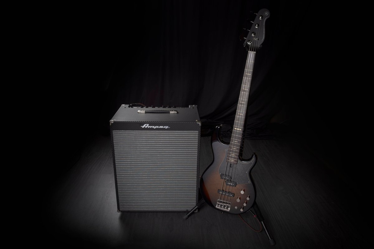 Ampeg_jp's tweet photo. \連休の合間はライブの準備だっ ‼️/
今のうちに使い勝手の良いマイ・アンプを手に入れて、連休や秋のライブに控えよう。持ち出しやすいAmpegと言えば、Rocket Bass💨
#RB210
#YamahaBB
RB-210詳細👉https://t.co/BWBweNllHS https://t.co/wJtMGJs5gn