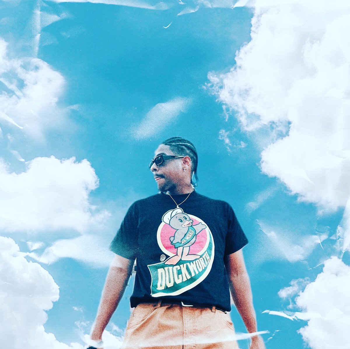 stefonlights's tweet photo. Mr. Morale Duct Tape Tee is available now at https://t.co/MQaWG0Re59

Thinking about dropping a hoodie too 🤔 https://t.co/P7uUnYhXXG