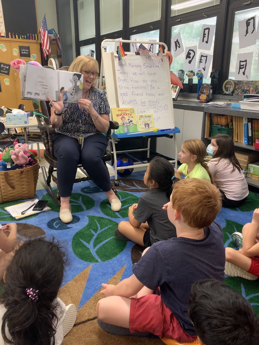 Best part of my job! Today I read these new books to the students of Ben Franklin School @JayBilly2 Thank you for your beautiful gifts @youngvoart @elisaitw @StacyInnerst @macbarnett @kateberubebooks Our students loved your books! @LTPS1 @rpkgoomer @CJTHOMPSONIII