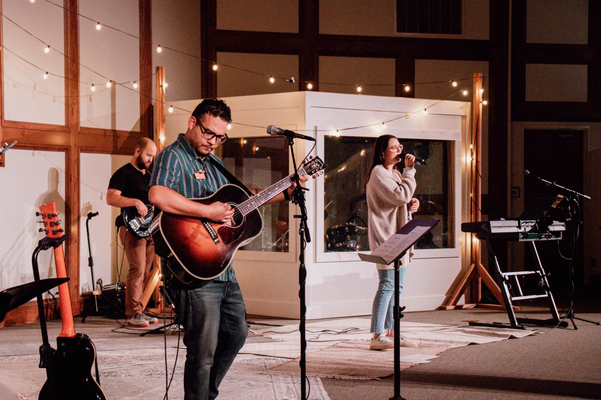 Redeemer_CC's tweet photo. We must not let “the peril of a familiar truth” obscure the radical nature in which Christ loves us and treats us!

Visit https://t.co/lM7u7cgcu4 to watch “How We Overcome the Power of Evil”, based on Romans 12:14-21, or listen to the audio version wherever you get your podcasts! https://t.co/tndid3jbuK