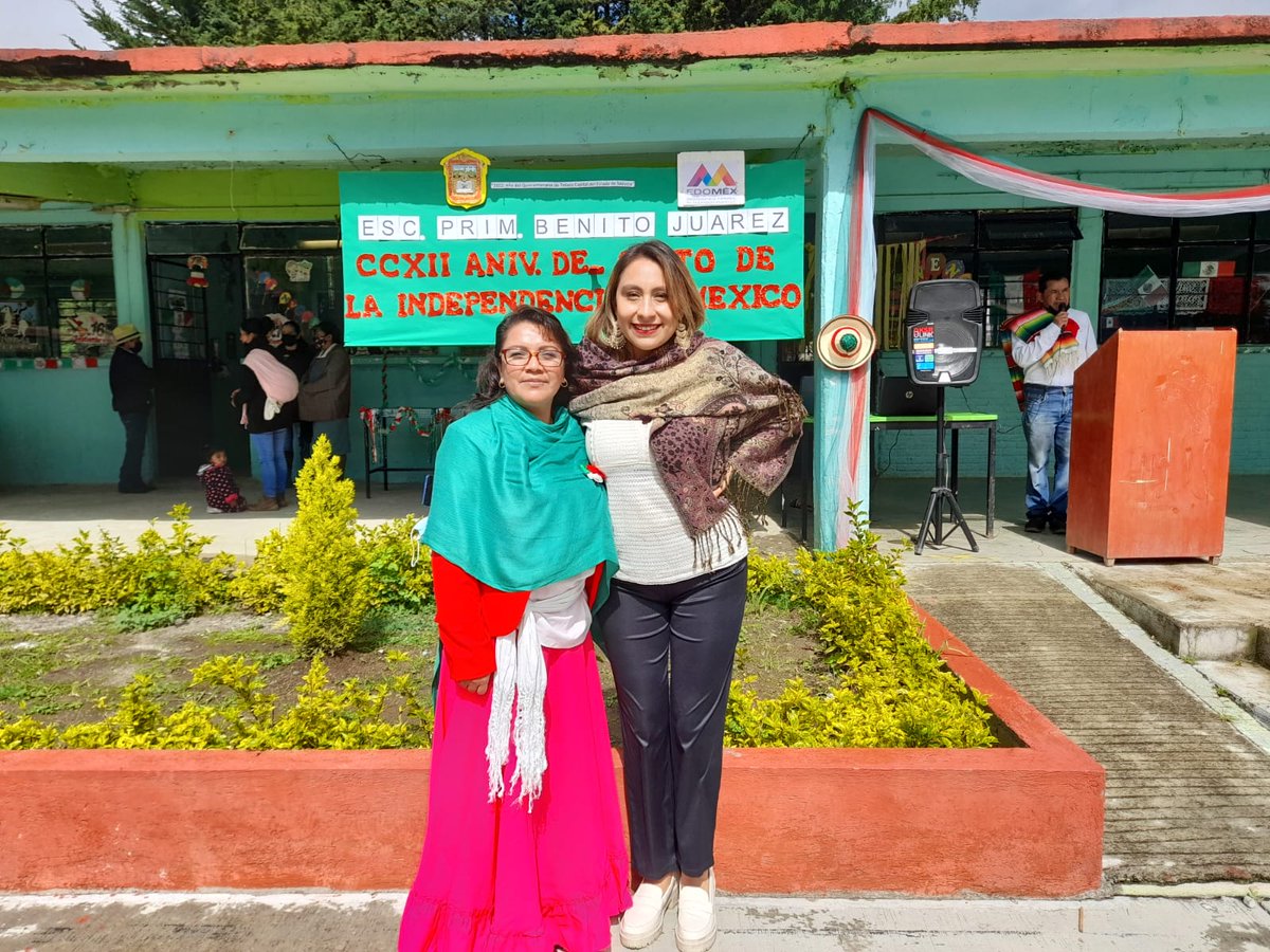 Are_segundoc's tweet photo. Hoy acompañé a la Escuela Primaria Benito Juárez de Yondece del Cedro, San José del Rincón, en la Conmemoración del 212 inicio de la Independencia de México. 

#Mañanitamexicana
#septiembre2022 
#P025 https://t.co/fIa3An4IZM