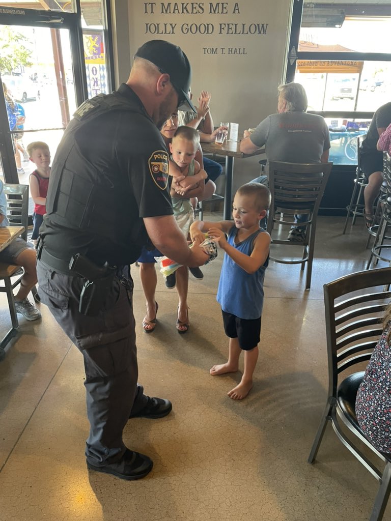 We’d like to thank everyone that came out this weekend, especially the Okarche Police Department for helping make sure everyone partied responsibly. They even entertained the kids with outdoor games and kept them cool with popsicles! #expedinturebrewery #smalltown