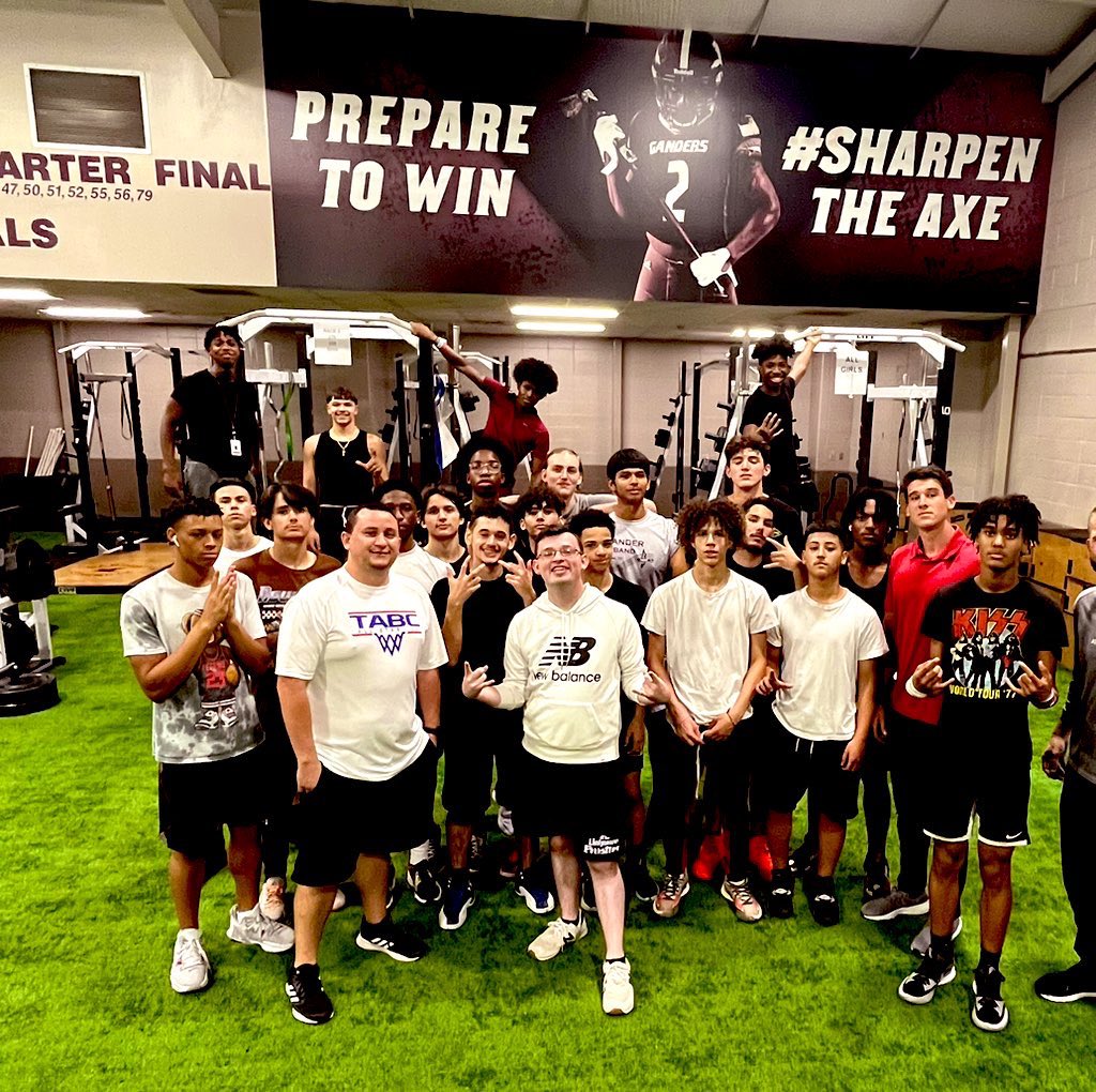 Gander Boys Basketball tweet media