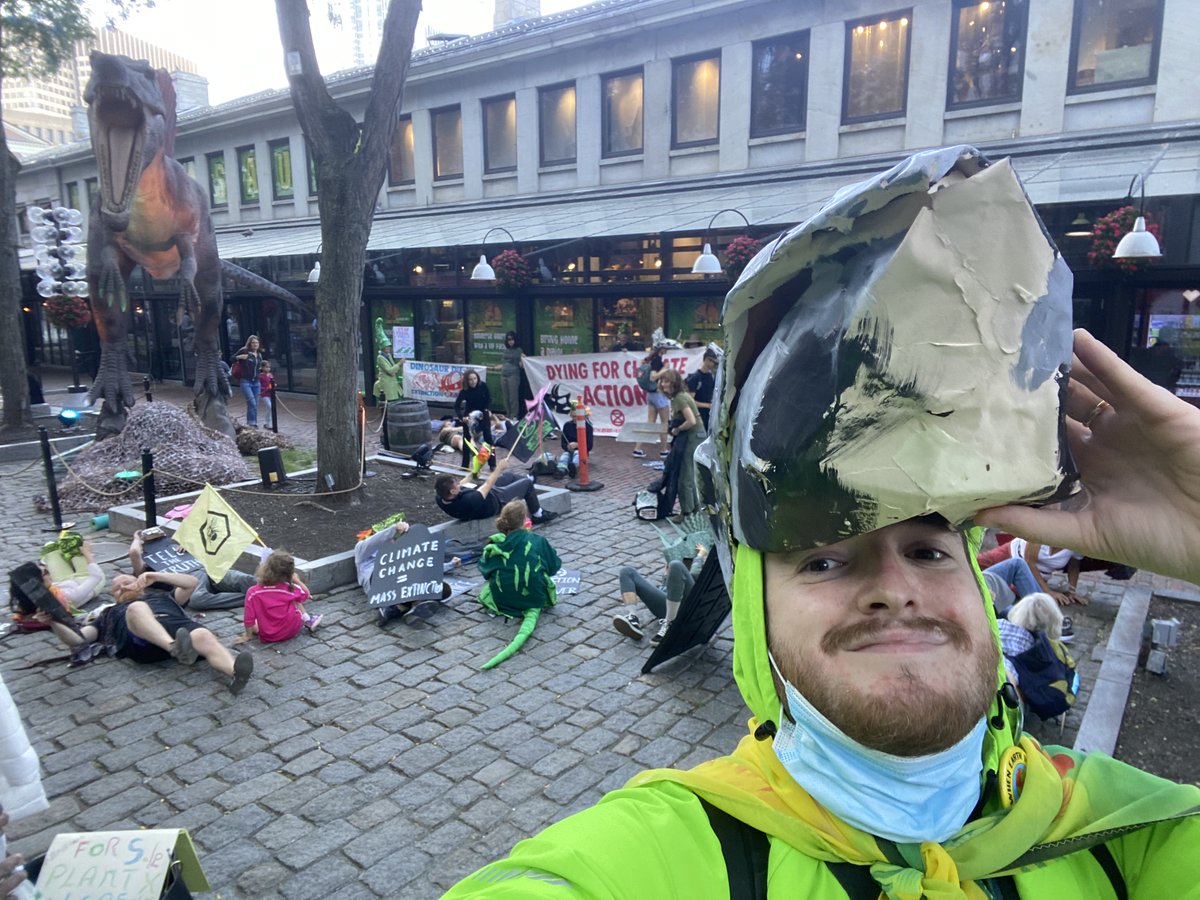 conradorganizes's tweet photo. Big roars due @XRYouthBoston for organizing the 1st action of @XRBoston's "Week of Rebellion" on Saturday! The young organizers of @XrYouth know how to pull off a Dino Die-In w/ style, no doubt! View the full week of actions: #ClimateCrisis #ClimateAction  https://t.co/vRhCgchhxe https://t.co/ulHyOsEVan