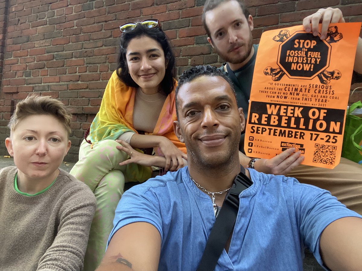 conradorganizes's tweet photo. Big roars due @XRYouthBoston for organizing the 1st action of @XRBoston's "Week of Rebellion" on Saturday! The young organizers of @XrYouth know how to pull off a Dino Die-In w/ style, no doubt! View the full week of actions: #ClimateCrisis #ClimateAction  https://t.co/vRhCgchhxe https://t.co/ulHyOsEVan