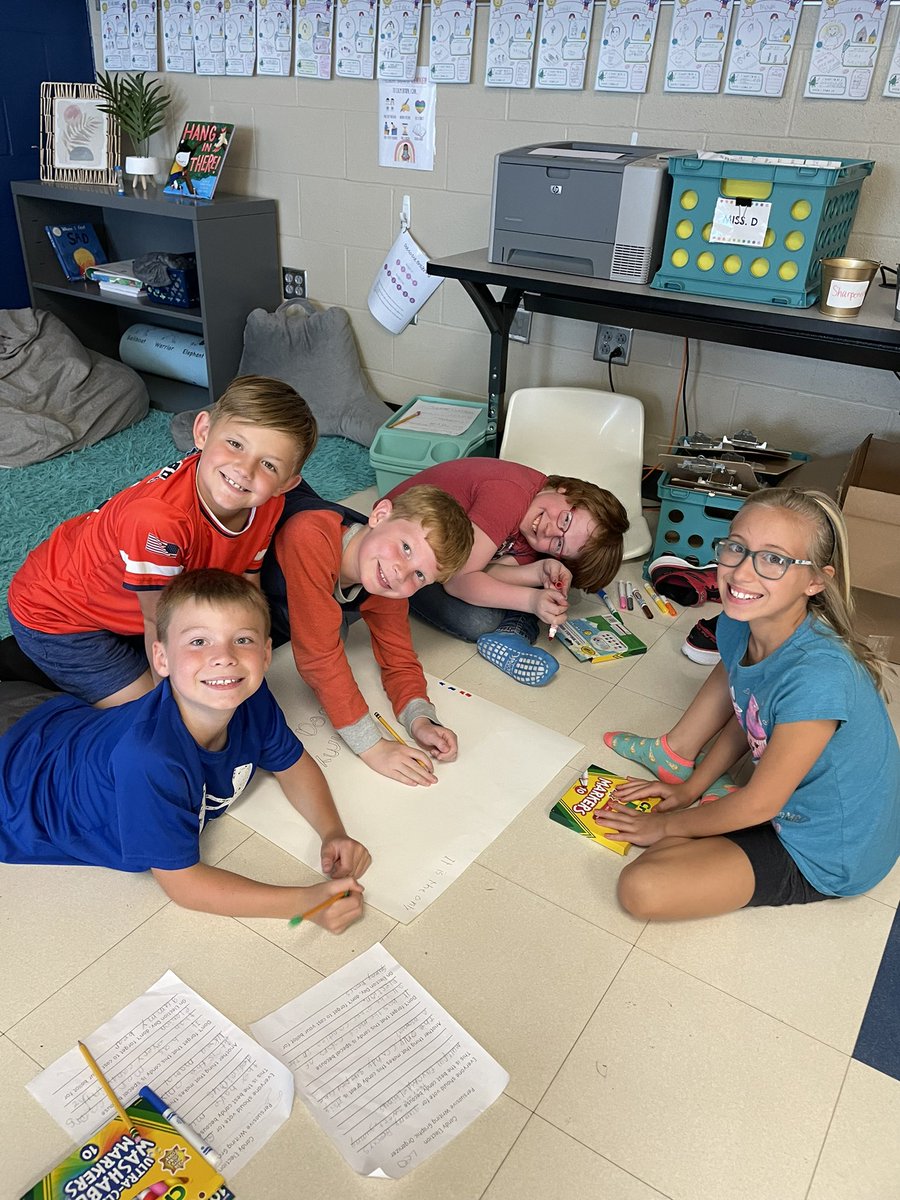 MrsArtrip's tweet photo. I couldn’t be more proud on how well my group of third graders have been working together in the first few weeks of school! #teamworkmakesthedreamwork #classroomcommunity https://t.co/4UEpkeu2nH