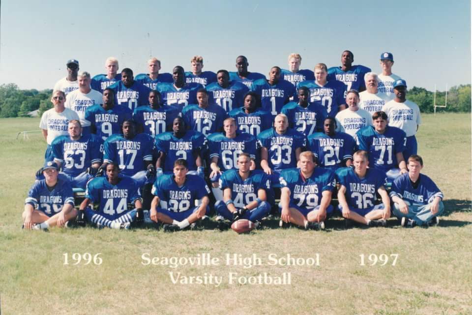 pablodeegreat's tweet photo. Don't mind me...just remembering how fun these days were. This was 95 &amp; 96. Damn I'm getting old.  #Dragons #ThaVille #ClassOf97 #SumnBoutThat17 https://t.co/3JGfUgb0Jw