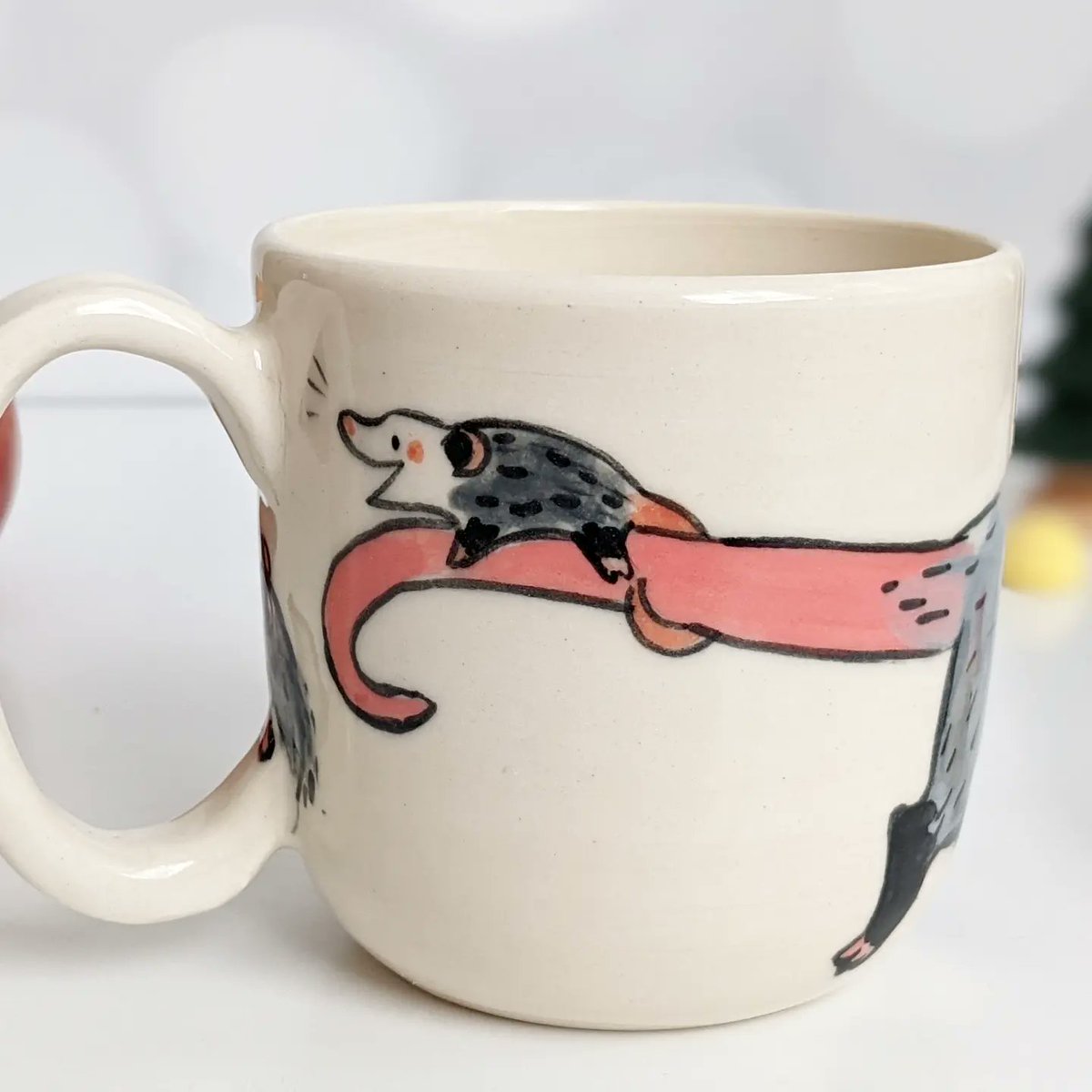 _kness's tweet photo. An opossum mama mug ☕⤵️ https://t.co/JEXYP5wxC8