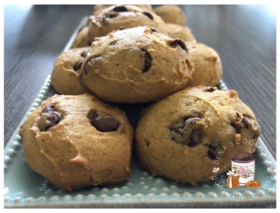 denascookiejar's tweet photo. Pumpkin Chocolate Chip Cookies 🍪 🎃 https://t.co/3SbFSQC7E6