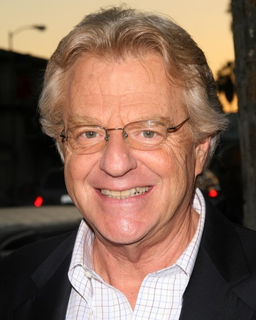 JerryPodcast's tweet image. Jerry&apos;s baaaack!   Live tomorrow night!  7 ET FB Live!!!
#jerryspringerpodcast #jerryspringer #JudgeJerry #jerryspringertv