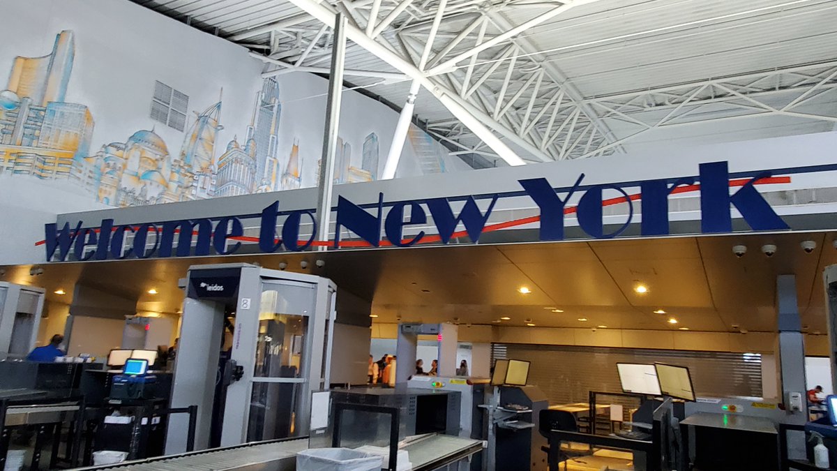 VladPlantin360's tweet image. August 23rd-31st was my latest roundtrip flight ✈️ to NYC 🗽 &amp;amp; this weekend I'm posting my photos &amp;amp; videos - hope you guys enjoy them! Also, shoutouts to @JFKairport for welcoming me back to the Empire State, &amp;amp; to @columbusairport for helping me get there!😊#jfkairport #FlyCMH