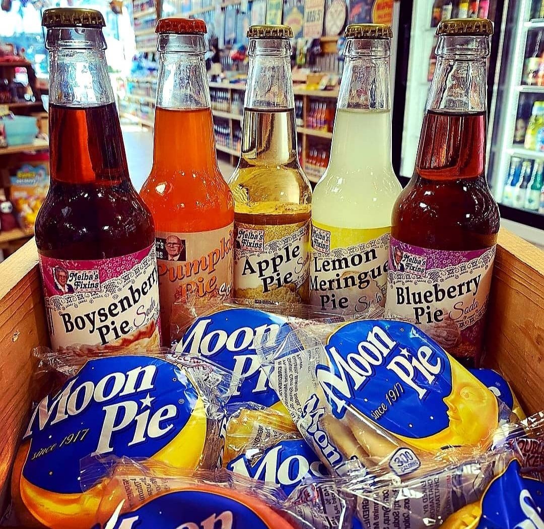 RocketFizz's tweet photo. We have something that will keep your tastebuds occu-pied! 

#RocketFizz #lestersfixins #melbasfixins #moonpie 

*products vary by availability* https://t.co/hW9ZAAqGNU