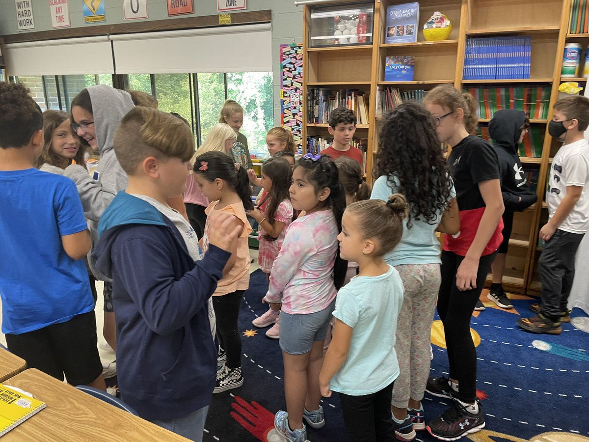 sheakinderclass's tweet photo. It started with hello! Today we met our 4th grade reading buddies for the first time. Mr Jordan’s class & our K class did a great job introducing themselves & saying hello. Loved seeing the older kids interact with the younger. #startswithhello @FulmarsFinest @BlessingMahopac https://t.co/6L7BmisLUv
