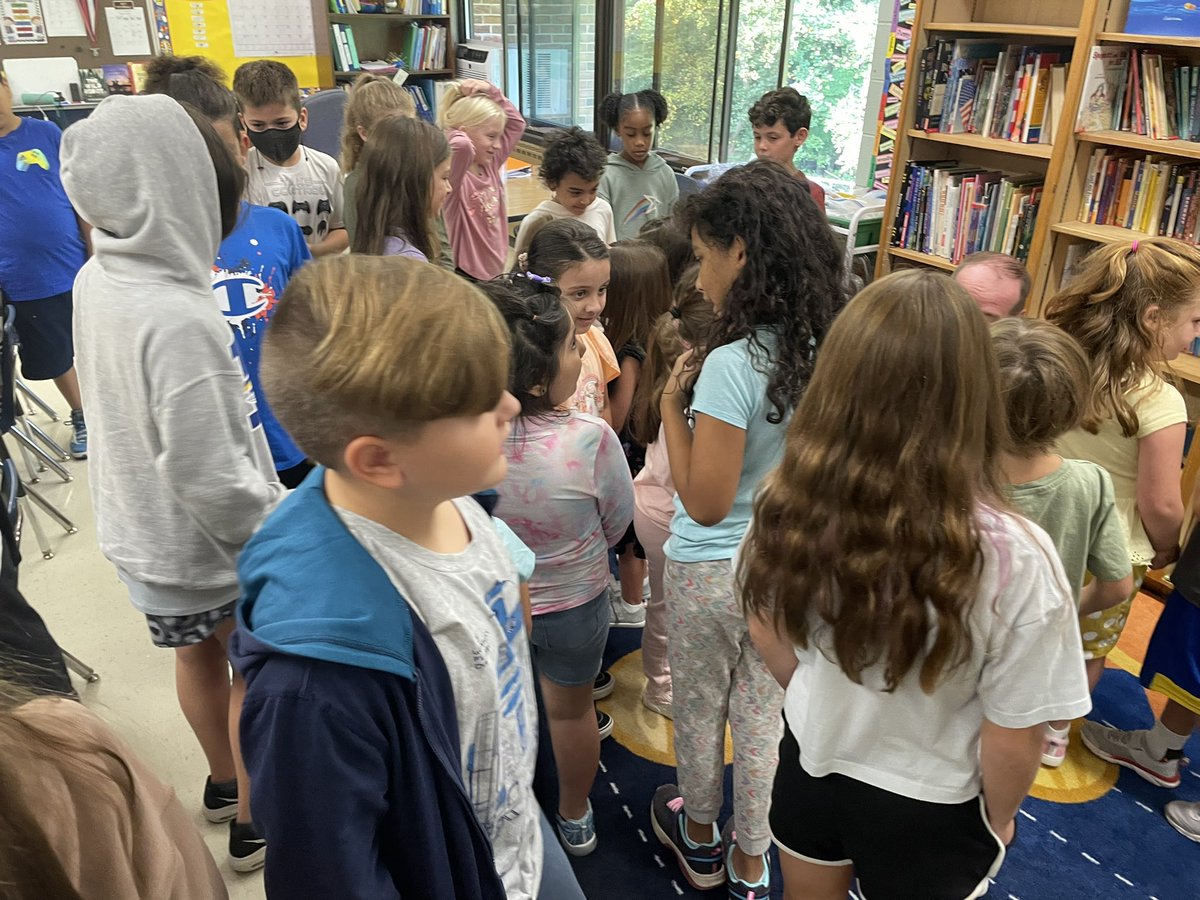 sheakinderclass's tweet photo. It started with hello! Today we met our 4th grade reading buddies for the first time. Mr Jordan’s class & our K class did a great job introducing themselves & saying hello. Loved seeing the older kids interact with the younger. #startswithhello @FulmarsFinest @BlessingMahopac https://t.co/6L7BmisLUv