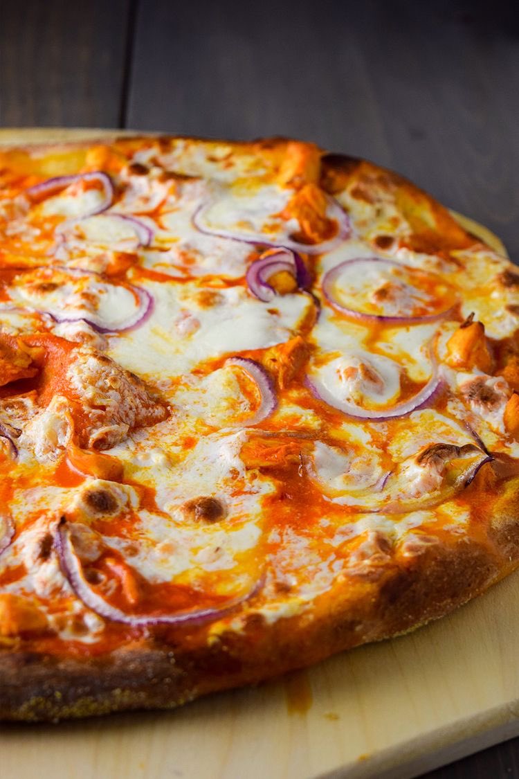 DennisA37136916's tweet image. yo de novio: