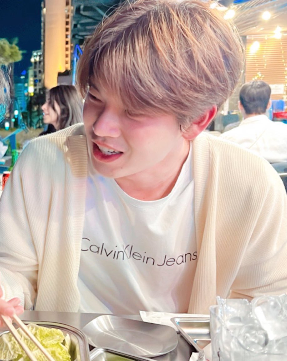 farsyin_anw's tweet photo. มะเน่งงงงงงงอ้วงงงงงงงง หม่ามี๊รักอ้วงม้ากมาก;-; https://t.co/dgFwYfwa7E