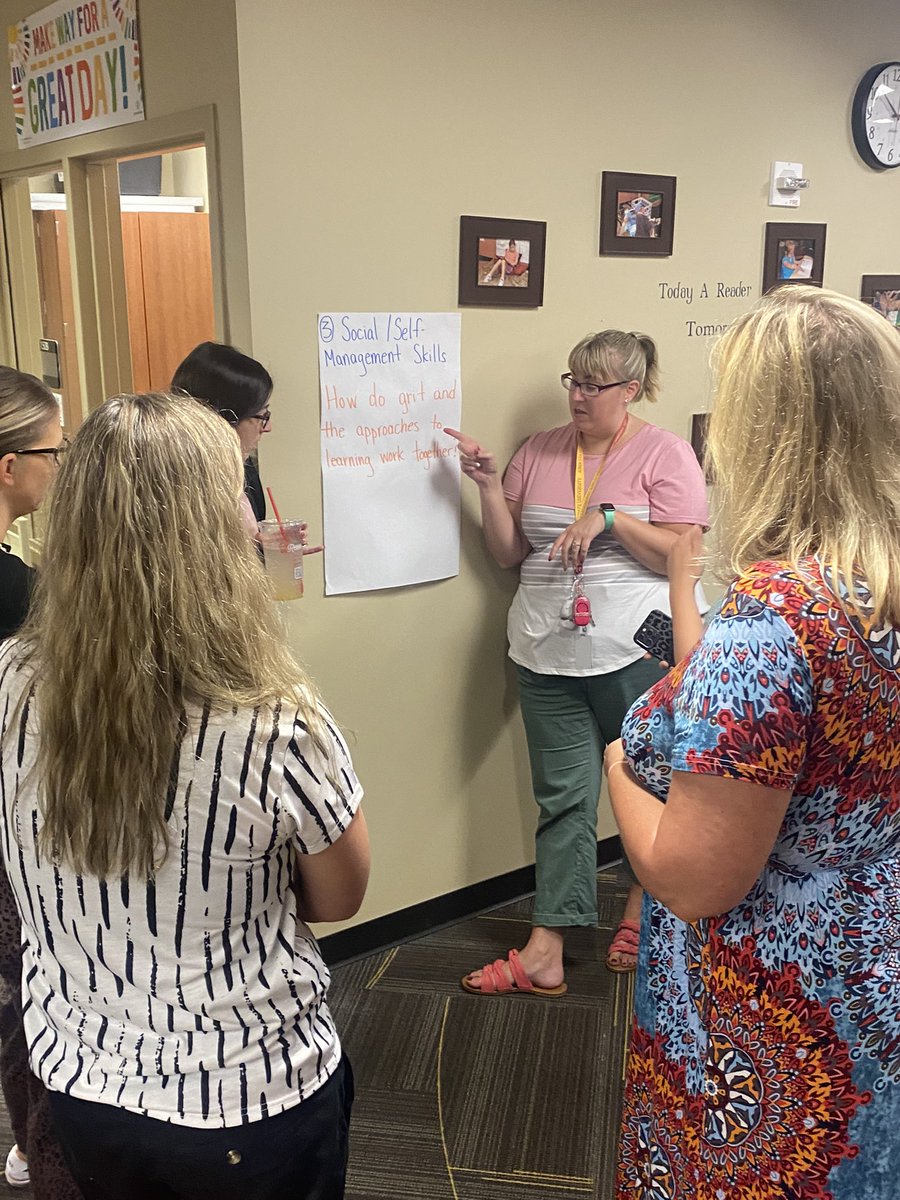 Amy_Andersen_'s tweet image. Today’s PD: Choose Inquiry PLC question to research, identify SIP action steps which will align with the inquiry, and use the goals of the PLC as an Individual Professional Development Plan. #DifferentiatedPD #agencyforstafftoo #cvpyp