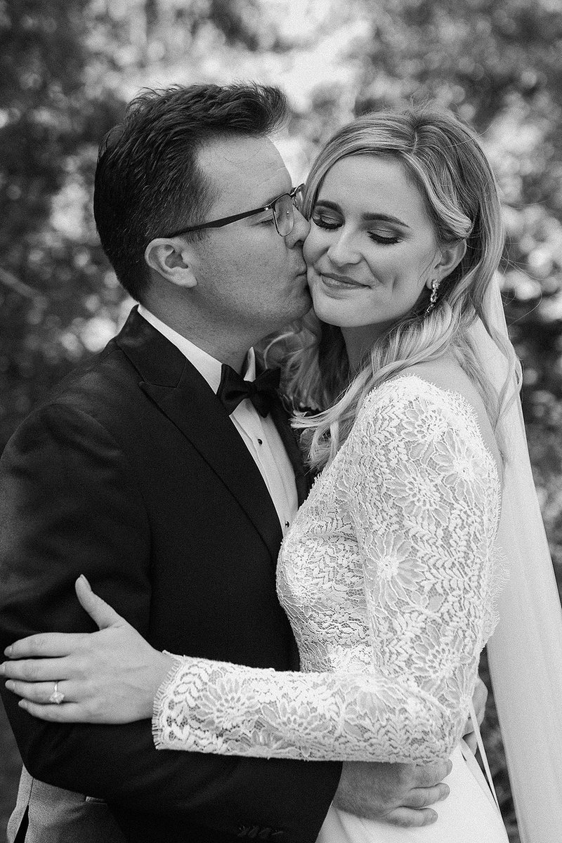 One year married. Our best adventure. 🤍