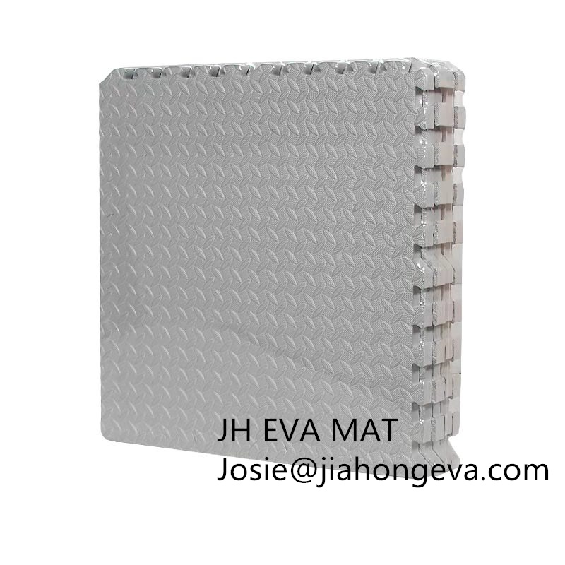 Jiahongeva's tweet image. Eva foam gym floor protection mat with interlocking tiles leaf pattern #puzzlemat #interlockingmats #evamats #sportsflooring #gymflooring #tatamipuzzle #martialarts #tatamifloor #foamtile #interlockingmat #flooringmat #babymat #evafoammat  #evafoamtile #exercisingmat #sportsmat
