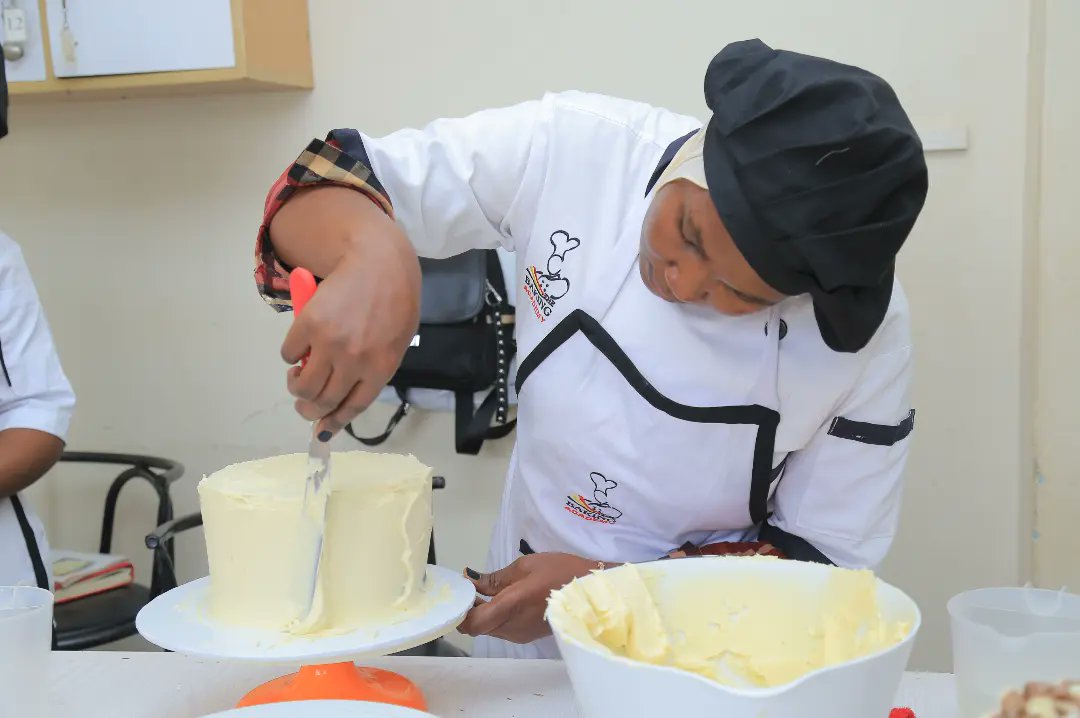 BakingAcademyUg's tweet photo. #bakeryandbasiccakedecirationclass 
There is progress .... U can become the next baker ... 
Just enroll for the next intake 
Call/Whatsapp us on 0757310583 / 0706740071 / 0780372203 / 0706225800.

#bakingfromscratch #cakedecorators #bakingtime #bakingclass #bakingacademy https://t.co/oua7J6EZFX