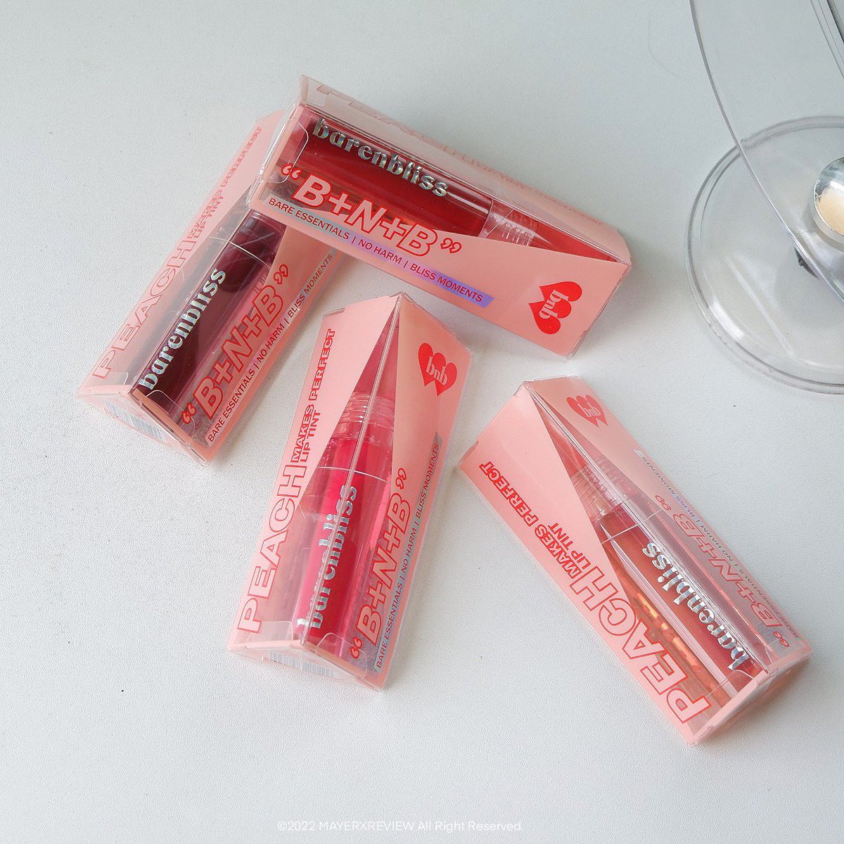 memayerr's tweet photo. ปาใจไปให้น้อง #barenbliss Peach Makes Perfect Lip Tint สักร้อยดวง💕คือน่ารักทุกสีจริงๆ เป็นลิปทินท์ที่เนื้อฉ่ำวาวชุ่มชื้นสุด แถมติดทนทั้งวันเลย มีความหอมพีชชอบมาก คอลนี้ปักหมุดสี 03  Take Change ไว้นะ มันสดใสมาก แต่ใดๆคือแนะนำให้มีทุกสีเลย ทาง่าย ได้ทั้งปากและแก้ม #barenblissth https://t.co/0bGyIwVr9I