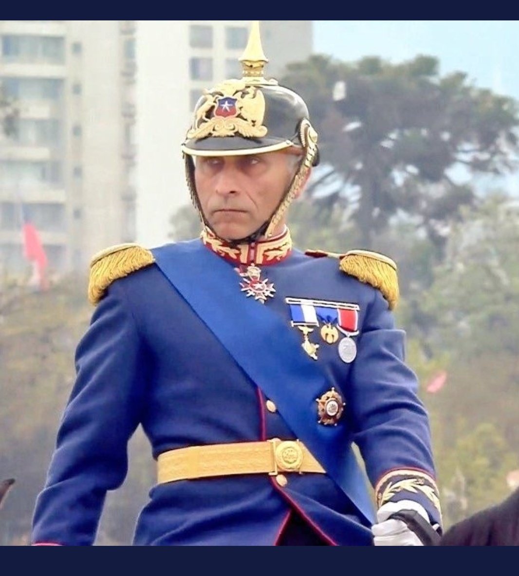 CarlaQuiero1's tweet photo. Que mirada más decidora, el que puede puede y el que entiende, sabe que no era de sumisión. Jajja
#FansGeneralVial https://t.co/DinkQXYujV