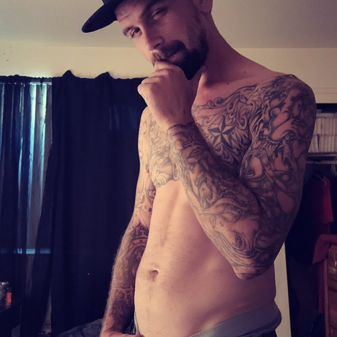 Am I hot or not ladies? Would you fuk with me? https://t.co/eswhM5cJgp<a href="/tag/newprofilepic"class="tags"><span>#newprofilepic</span></a>