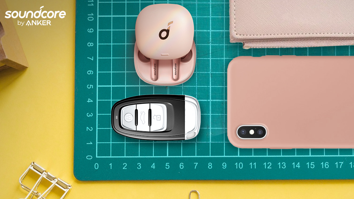 Everything you need on the way out of the door 
Phone✔️
Keys✔️
Wallet ✔️
LibertyAir2 Pro ✔️

#SoundcoreIndia #audioproducts #smartaudio #SoundcorebyAnker