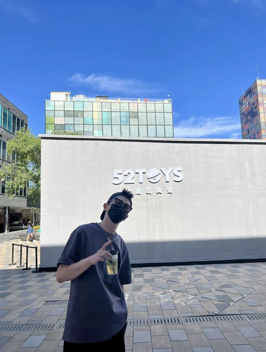 不愿意透露姓名的先生 tweet media