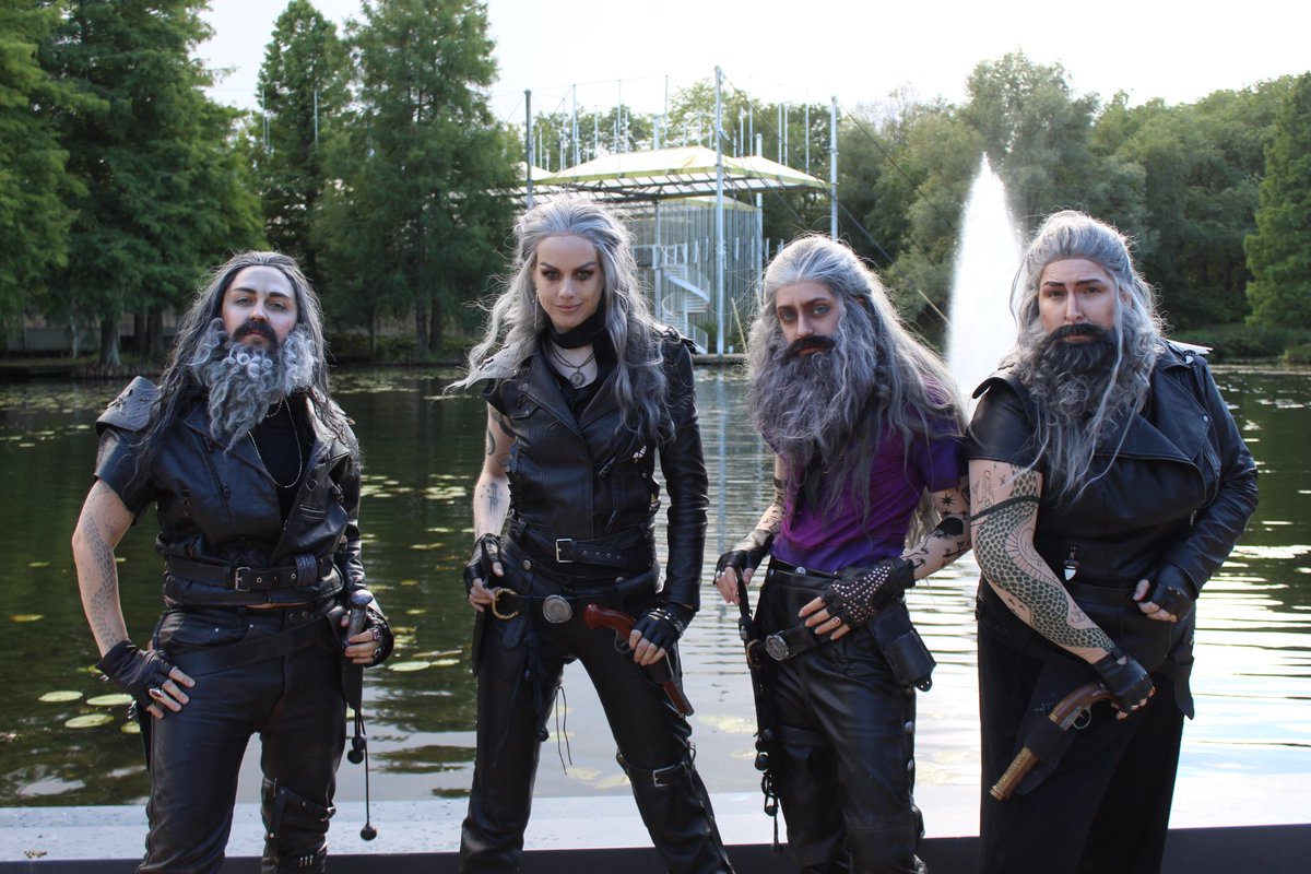 Lara Aimée tweet media