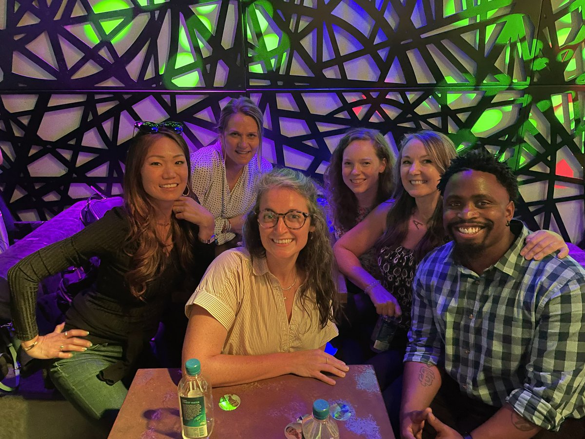 ShirleneChow's tweet image. It’s not a @Dreamforce without @PepUPTech Karaoke! Proud to see their impact changing ratios in tech. Please help donate to support more people of color in the industry 🙏 🎵 #DF22 #trailblazercommunity