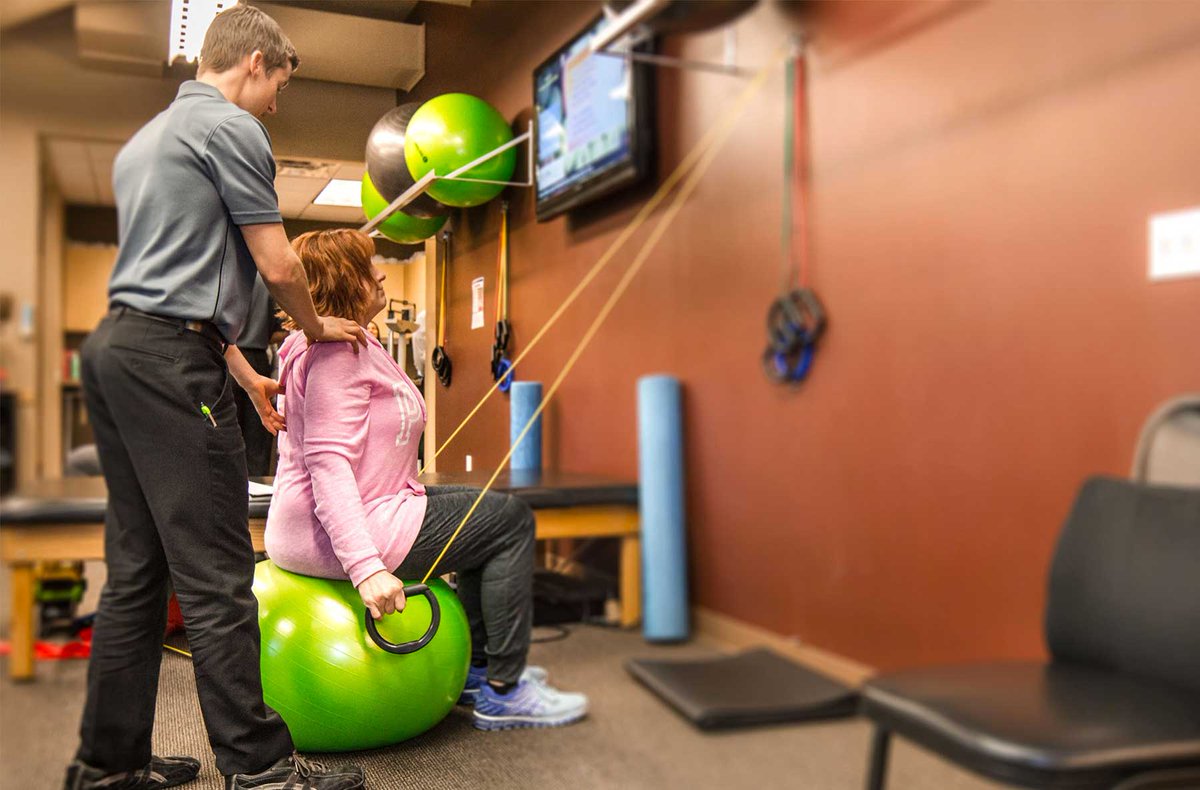 ChiroHealth_'s tweet photo. Find yourself a #Chiropractor in Fargo with Chiro Health &amp; Rehab to treat your spinal issues, sciatica, or other disc problems. #ChiropracticTreatment

Give us a call at (701) 451-9098 to book appointments. https://t.co/5tilwI1Obb #ChiroparctorFargo #FargoChiropractor https://t.co/EOfEqPHvN9